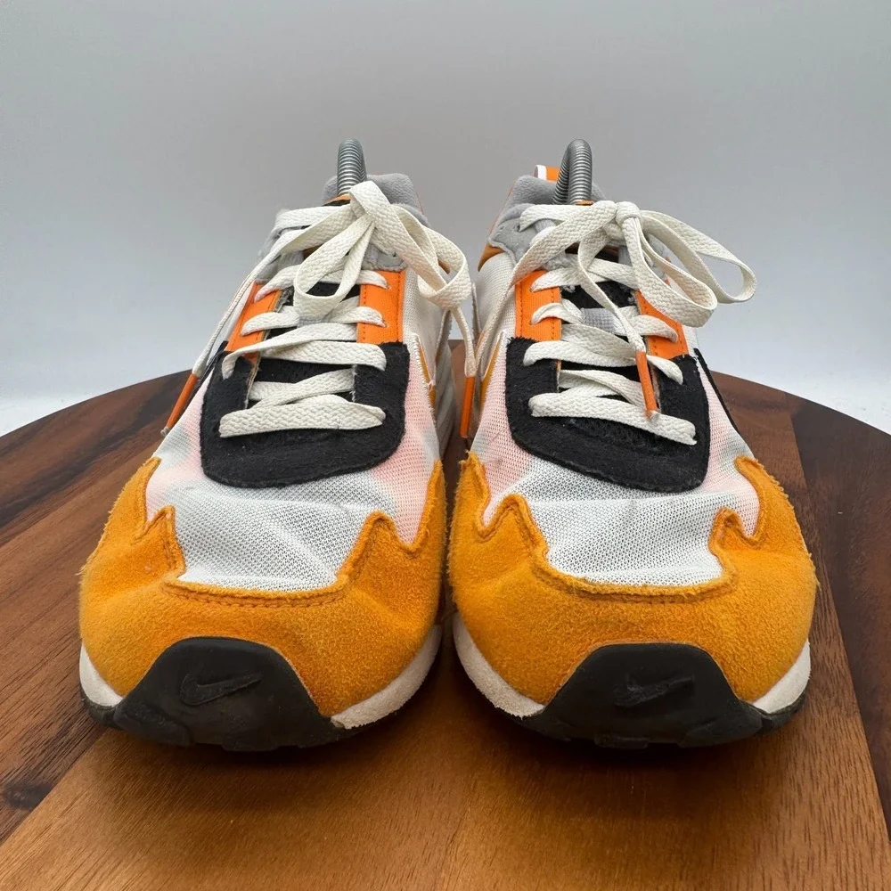 Nike Air Max Solo NCAA Pack Men's Size 10 Tennesse Volunteers Athletic Sneakers